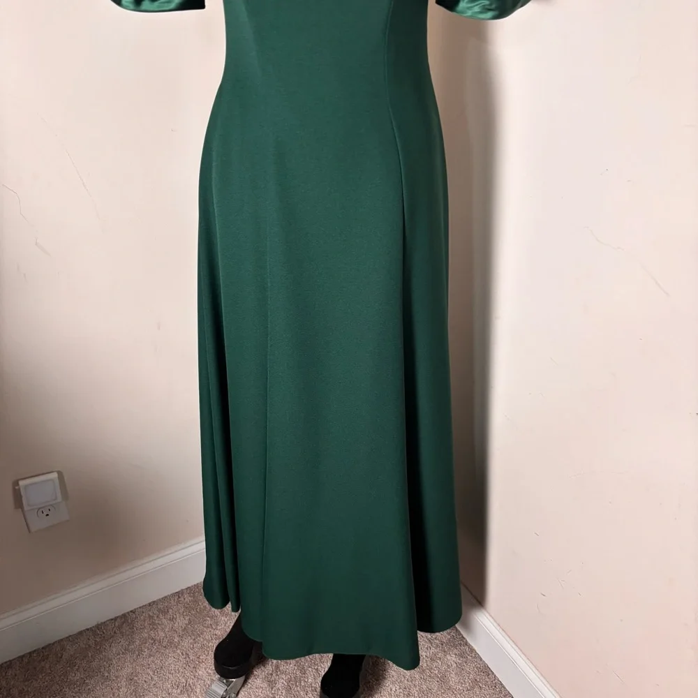 Green vintage 90s off the shoulder dress - Picture 3 of 8